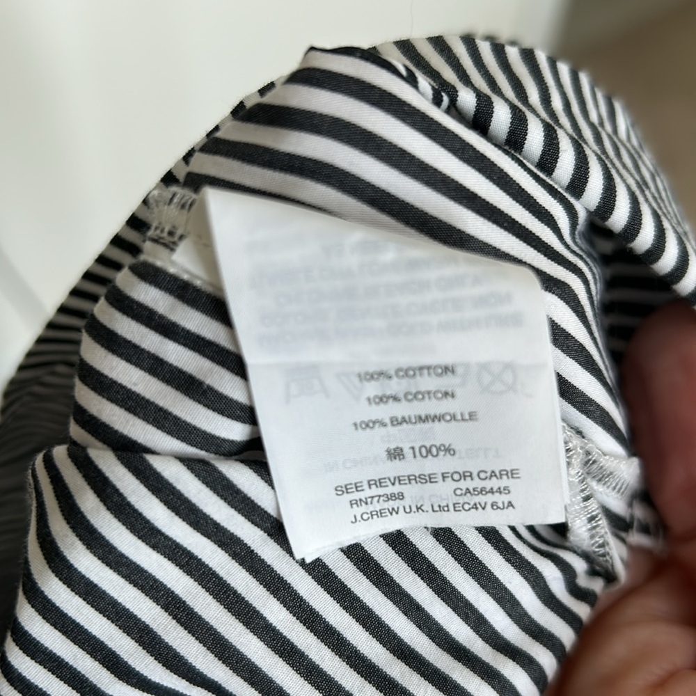 JCREW WOMENS NAVY AND WHITE STRIPED LONG SLEEVE POPLIN TOP 100% COTTON - Picture 9 of 9